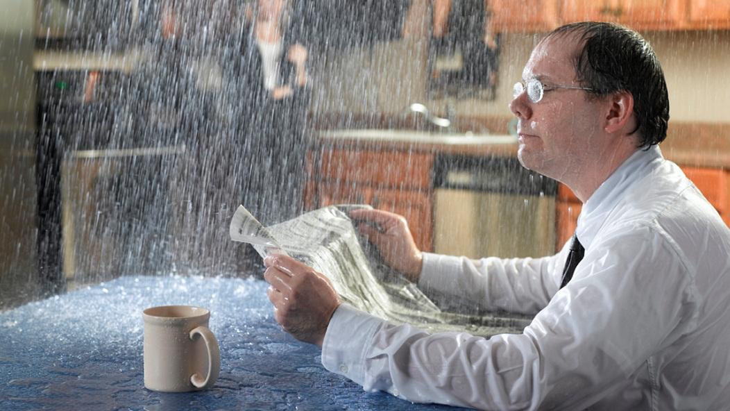 车子水箱漏水怎么修,车子漏水咋办啊