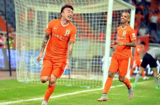 鲁能目前唯一有资格做领袖的球员教练曾说谁踢伤他立马回家