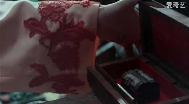 张艺兴老九门发布会戴眼镜,张艺兴老九门图片图文