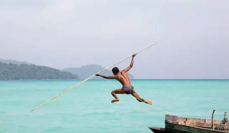 虽然你穷但是什么都懂,虽然你穷但是我爱你