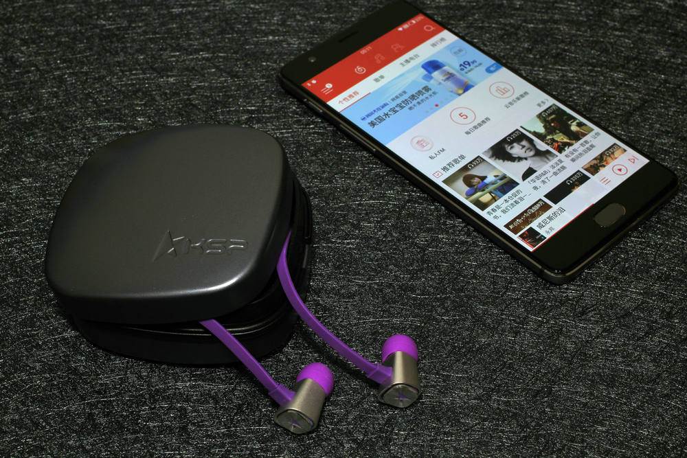 kzsks鏃犵嚎鑰虫満璇勬祴,ksk钃濈墮鑰虫満璇勬祴