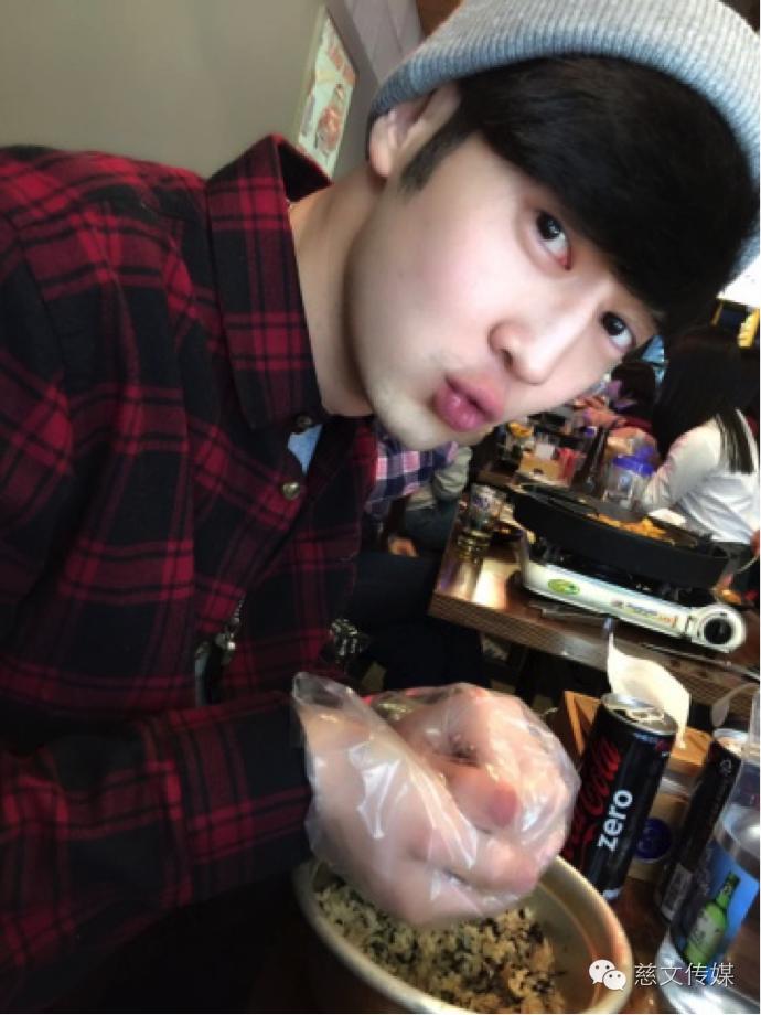 记住了哈!引爆微博“寻帅”热潮的那哥们儿叫丁野