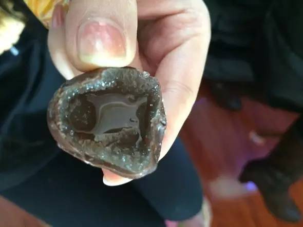 适合办公室分享的小零食,把零食放500倍你会发现什么