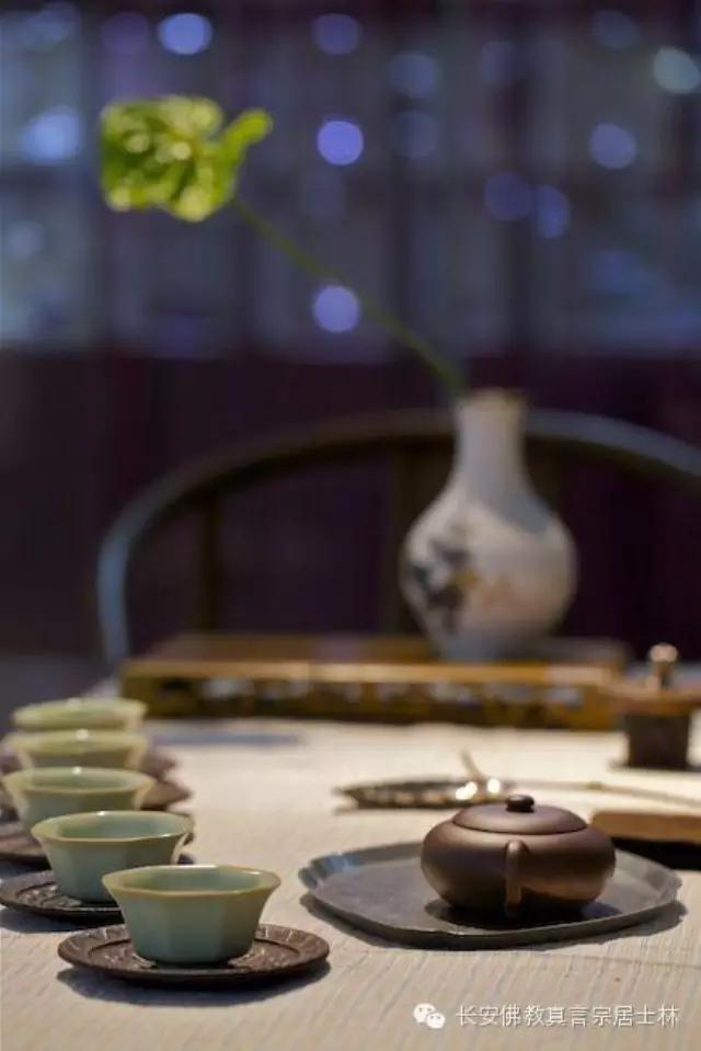 喝生普洱会肚子疼吗,喝生普洱茶饿怎么回事