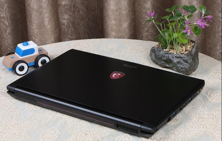 新手小白应该入手哪款游戏本,学生党应该选什么样的游戏本