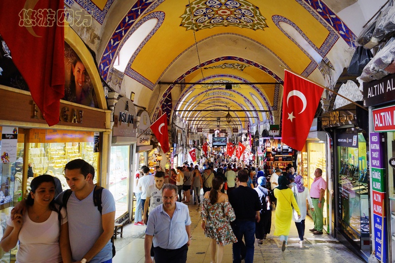 杩峰け鍦ㄧ激绾峰褰╃殑鎷夌編涓栫晫,杩峰け鍦ㄤ紛鏂潶甯冨皵