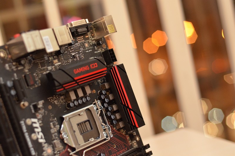 美哭，夜晚在窗前DIY猛机的一点意外收获