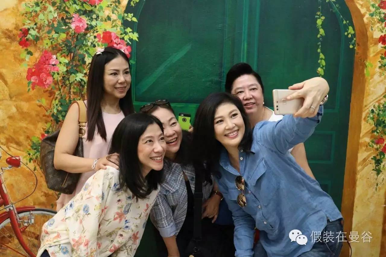 泰国第一美女前总理英拉晒相片变身旅游大使（多图）