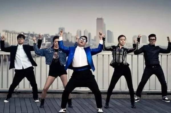 快拿下这只温柔野兽,TA能帮你挡脸藏肉!