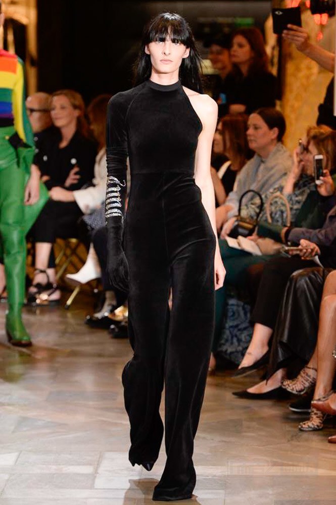 vetements2022秋冬高级,男装高定vetements