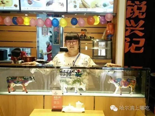 曾经独领风骚的石头马路,如今全是美食在召唤!