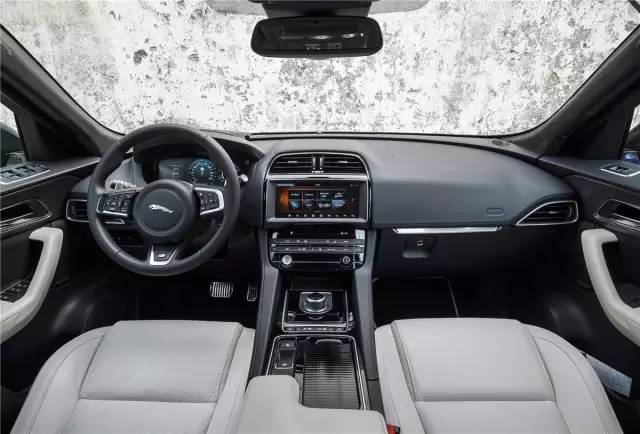 新款捷豹f-pace顶配试驾,捷豹f-pace试驾第一视角