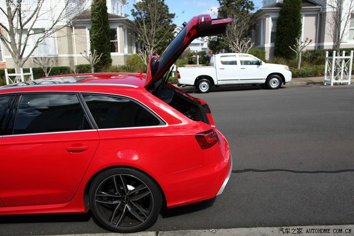 出售2021款奥迪rs6,2021款奥迪rs6到店提车