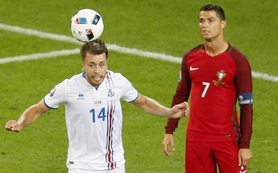 c罗有没有和国足对战过,致敬c罗土超