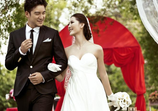 跟自己最好朋友的姐姐发生了关系,但姐姐选择让我离开!