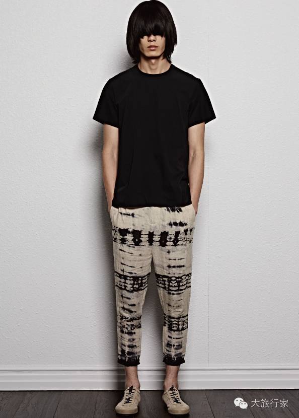 想在旅行中穿的比景色更撩人,何必东走(fei)西逛(qian