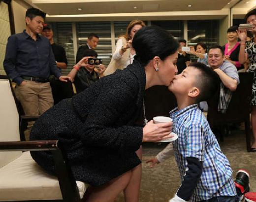 范冰冰刘亦菲杨颖舒淇的珠宝广告,80年代台北走秀舒淇范冰冰