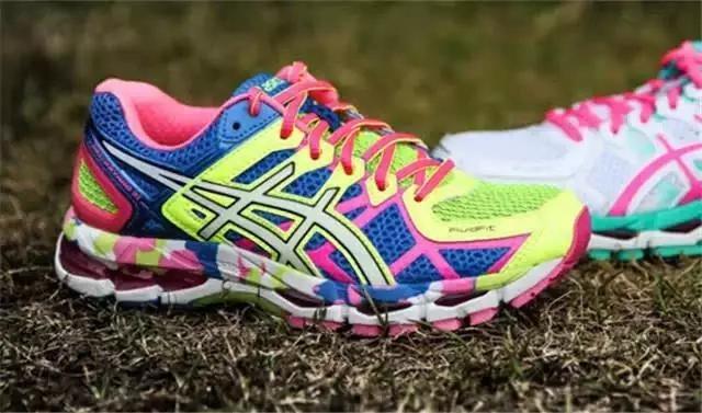 最值得入手的跑鞋清单,目前最好的十款跑鞋