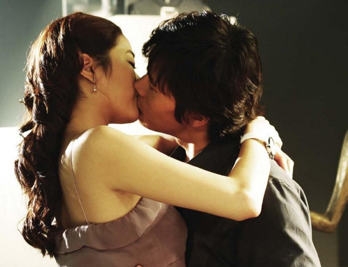 这部韩国电影花心大少成了情圣,成了女人的人生导师