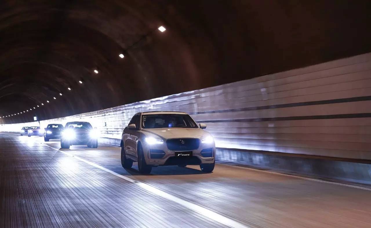 试驾捷豹f-pace最新款,新款捷豹f-pace试驾评测