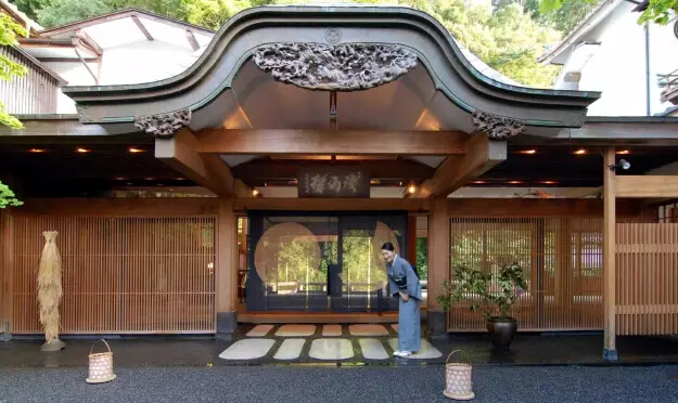 日元暴涨7个月,日元大幅升值日本股市