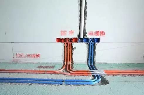 落水管接头处漏水解决方法,太阳能水管快插接头漏水怎么修