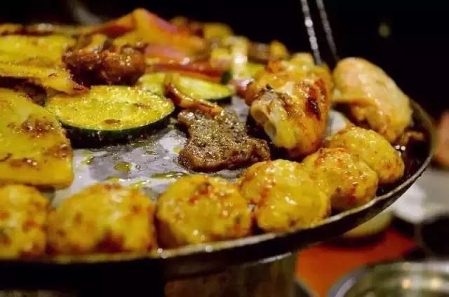 长沙正宗湘西烧烤,长沙坡子街夜市湘西烧烤