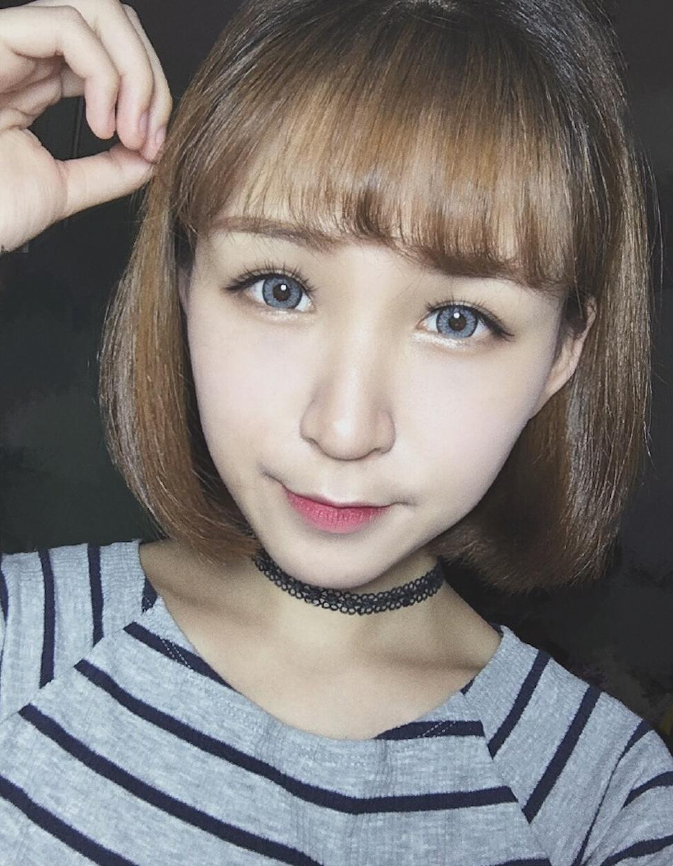 katebr-1五色眼影如何用,博主们的化妆技巧适合普通人吗