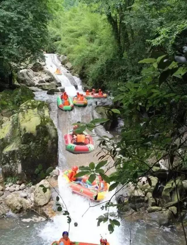 适合夏天旅游漂流的景点,夏天刺激的漂流