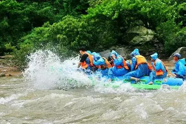适合夏天旅游漂流的景点,夏天刺激的漂流