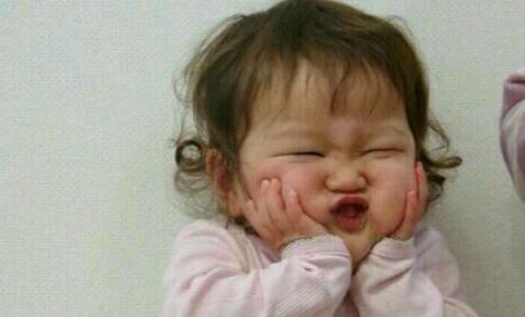 小孩喜欢挤眼睛视频,孩子最近总是挤眼睛撅嘴怎么回事