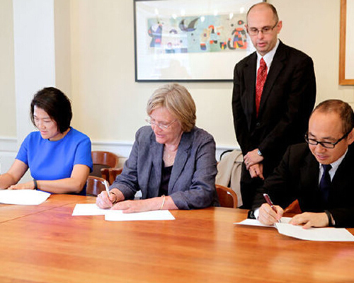 刘强东马云潘石屹王健林曹德旺,潘石屹接待王健林和马云