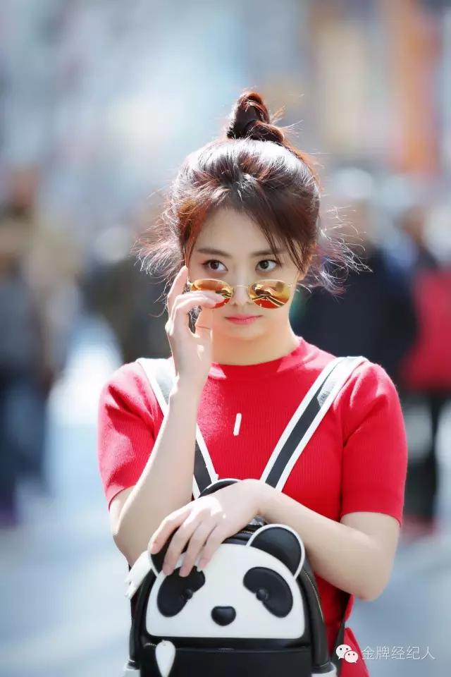 谭松韵耿耿可爱混剪,谭松韵最好的我们耿耿