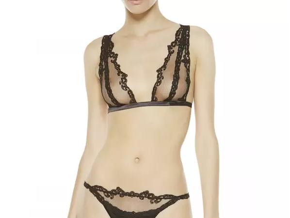 四件不同颜色的内衣让男朋友选,男女内衣怎么选