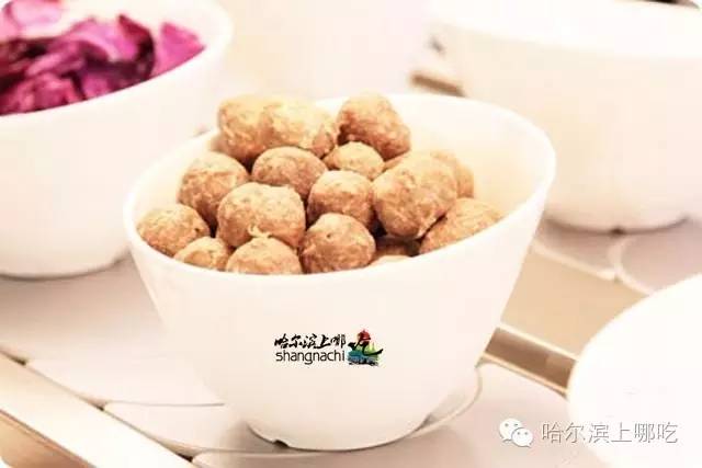 曾经独领风骚的石头马路,如今全是美食在召唤!