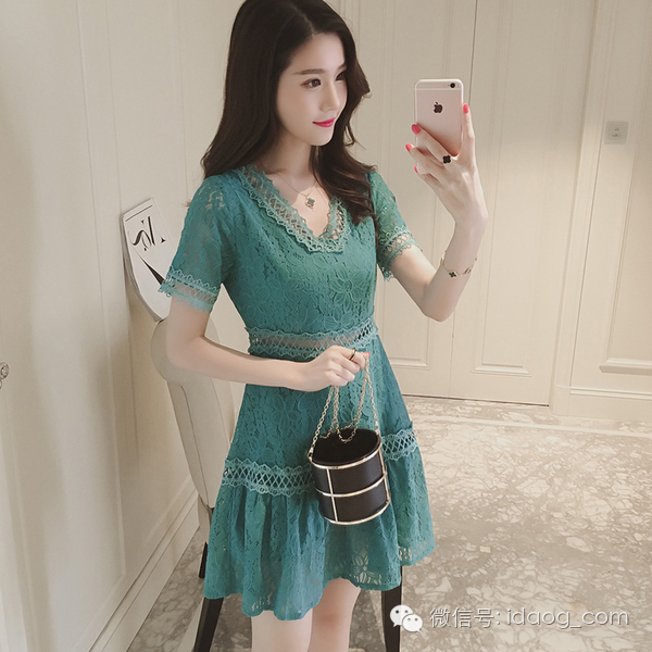 这么美丽的衣服你还在犹豫什么?