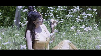 忍不了了!麒麟臂又发作了!出血了都!