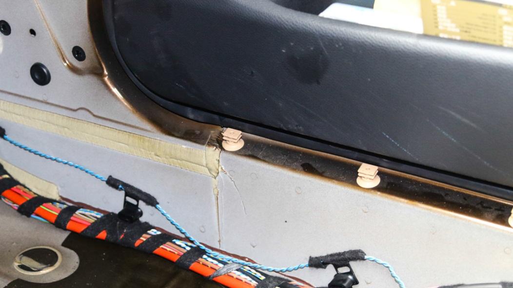 车子水箱漏水怎么修,车子漏水咋办啊