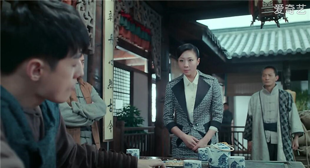 张艺兴老九门发布会戴眼镜,张艺兴老九门图片图文