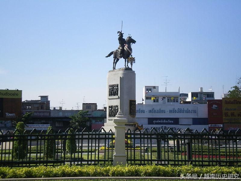 华人在东南亚建立的第一个共和国,华人在东南亚建立的王朝