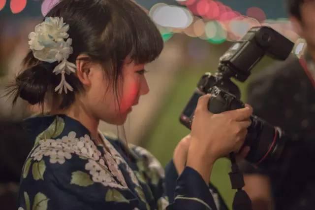 日本夏日的浪漫花火大会,日本夏日花火大会攻略