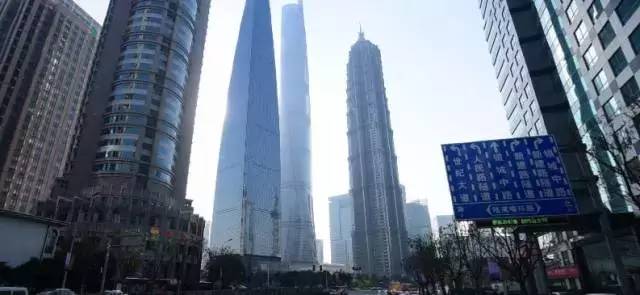 浦东一套房多少钱40平左右,浦东一套房不如浦西一张床