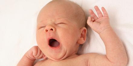 宝宝抽搐原因及治疗方法,婴儿抽搐一般由什么原因引起的