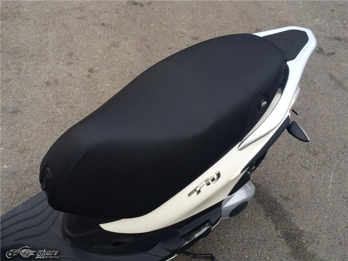 比亚乔fly150呆子测评,新款比亚乔fly150费油吗