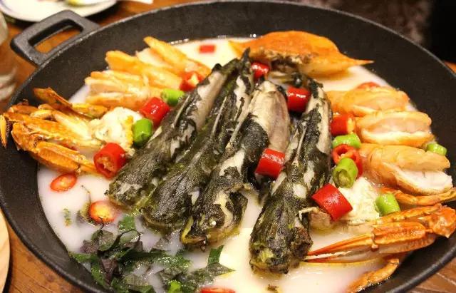 北京有家魔力餐厅，号称京城的“米饭收割机”，一到饭点就排队！