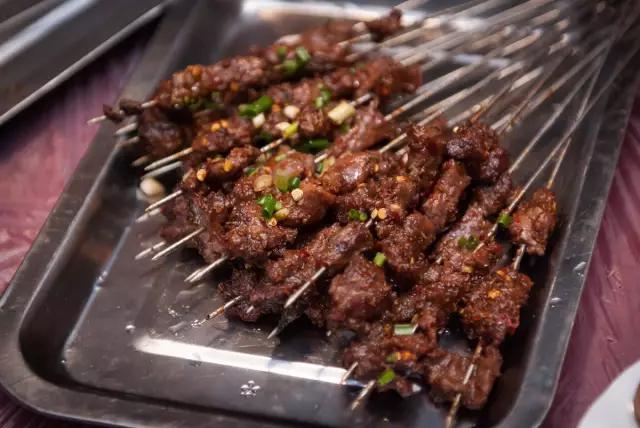 长沙正宗湘西烧烤,长沙坡子街夜市湘西烧烤