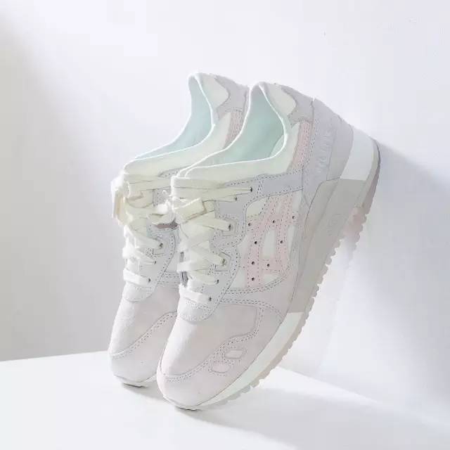 朴信惠喜欢穿什么鞋,朴信惠同款老爹鞋