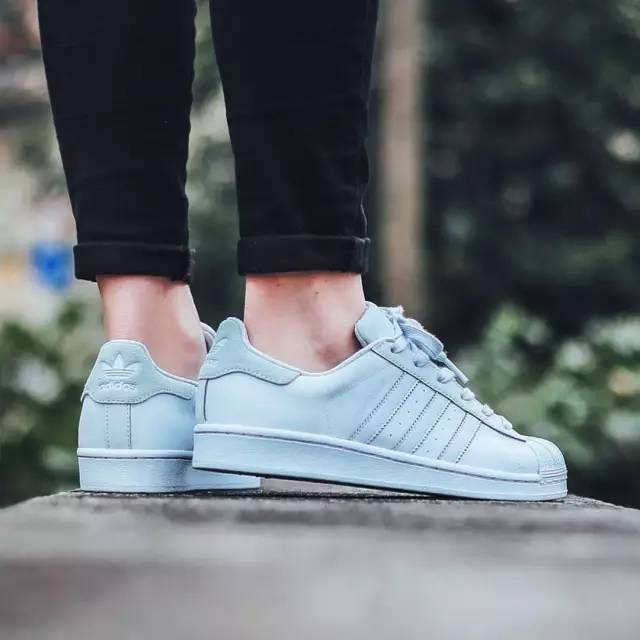 朴信惠喜欢穿什么鞋,朴信惠同款老爹鞋