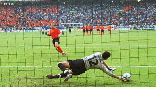 世界足坛难以打破的8大纪录,世界足坛20个不可思议的进球