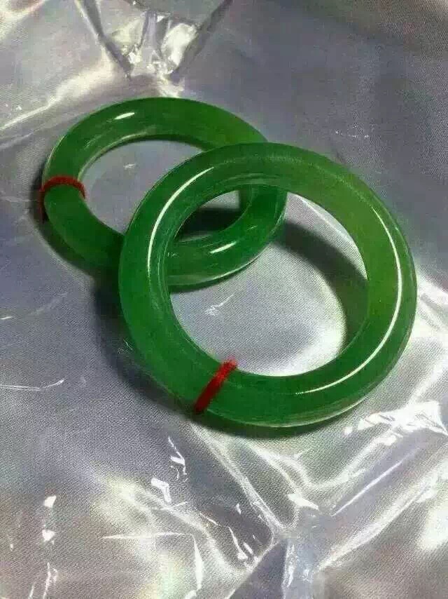 翡翠微商教程4.当一个客户总在询问高价位的货时该怎么做。